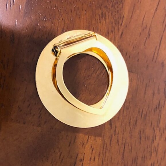 Scarf Gold Tone Circular Clip Pre-Owned - Picture 9 of 9